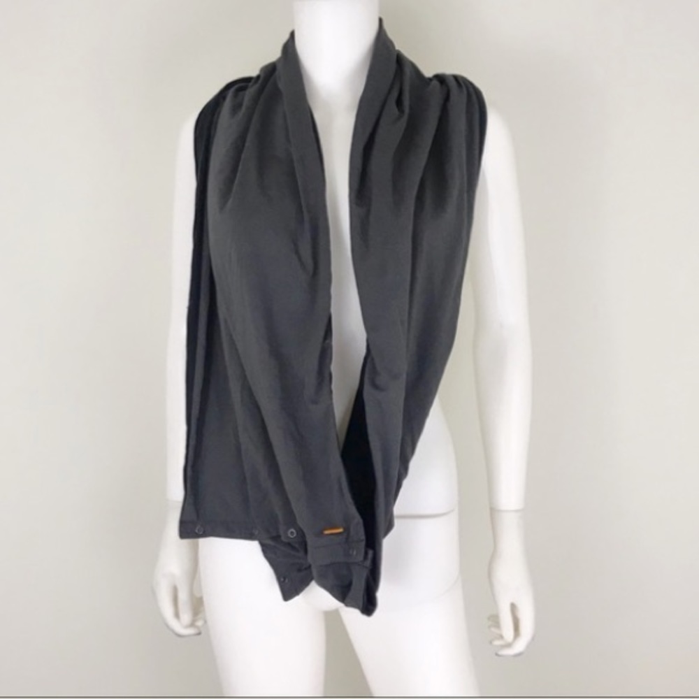 💝 Lucy  Infinity scarf. Great condition!